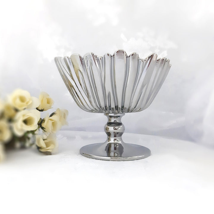 Pasabahce Aurora Footed Candy Box 108 mm Clear - Premium Footed Bowl from Pasabahce Essentials - Just $35! 