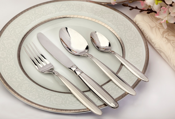 Dimlaj 24 Pcs cutlery Set - silver premium wooden gift box - Premium Cutlery from Dimlaj - Just $445! 