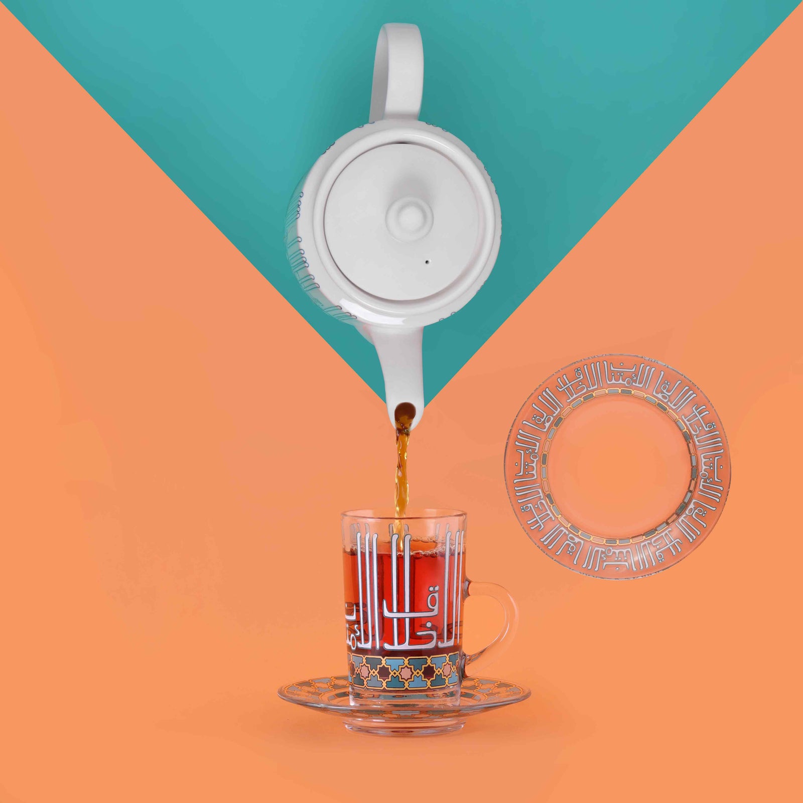 Dimlaj Asala Set of 6 Pcs Dessert Plates (Gold & Green) - Premium Glass Plates from Asala By Dimlaj - Just $265! 